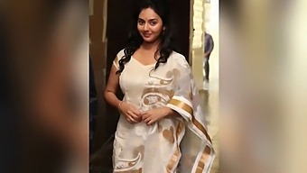 Tia Casada Indiana Se Envolve Em Sexo Por Telefone Com Amante Mais Jovem Em Telugu