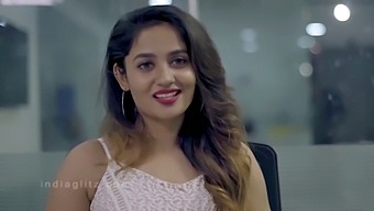 Voluptuous Beauty Cooper Assists Filmmaker In Tamil