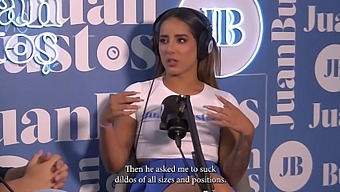 Verified Amateur Latina Teen Gets Surprised With A Big Cock While Ordering Food