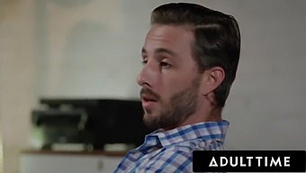 Inked Sex Therapist Gets Wild With Addicted Clients